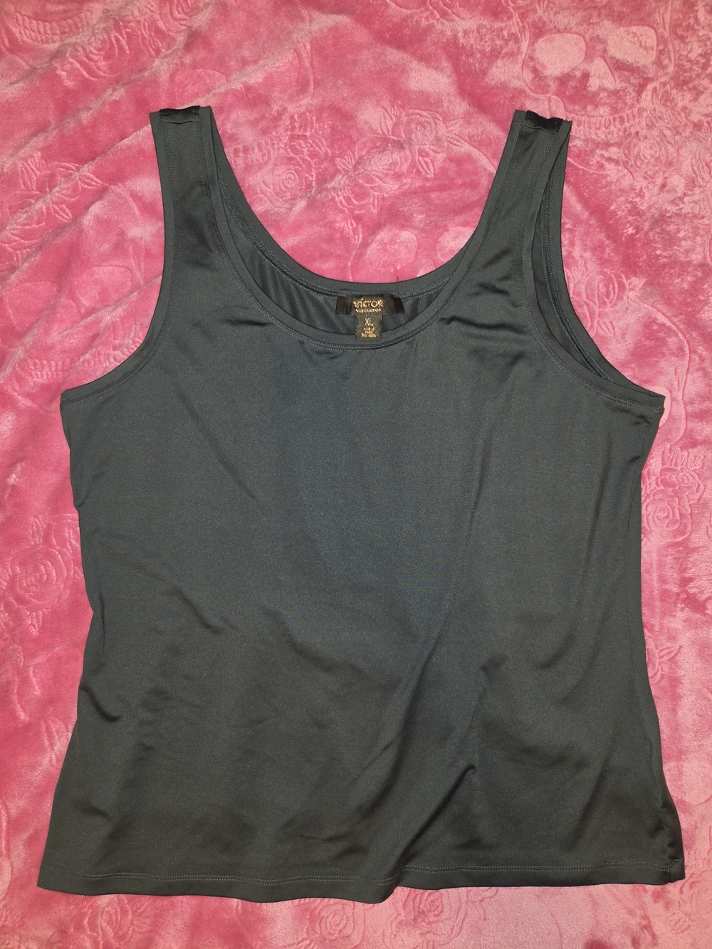 Victor Alfaro Women's Black Scoop Neck Tank Top